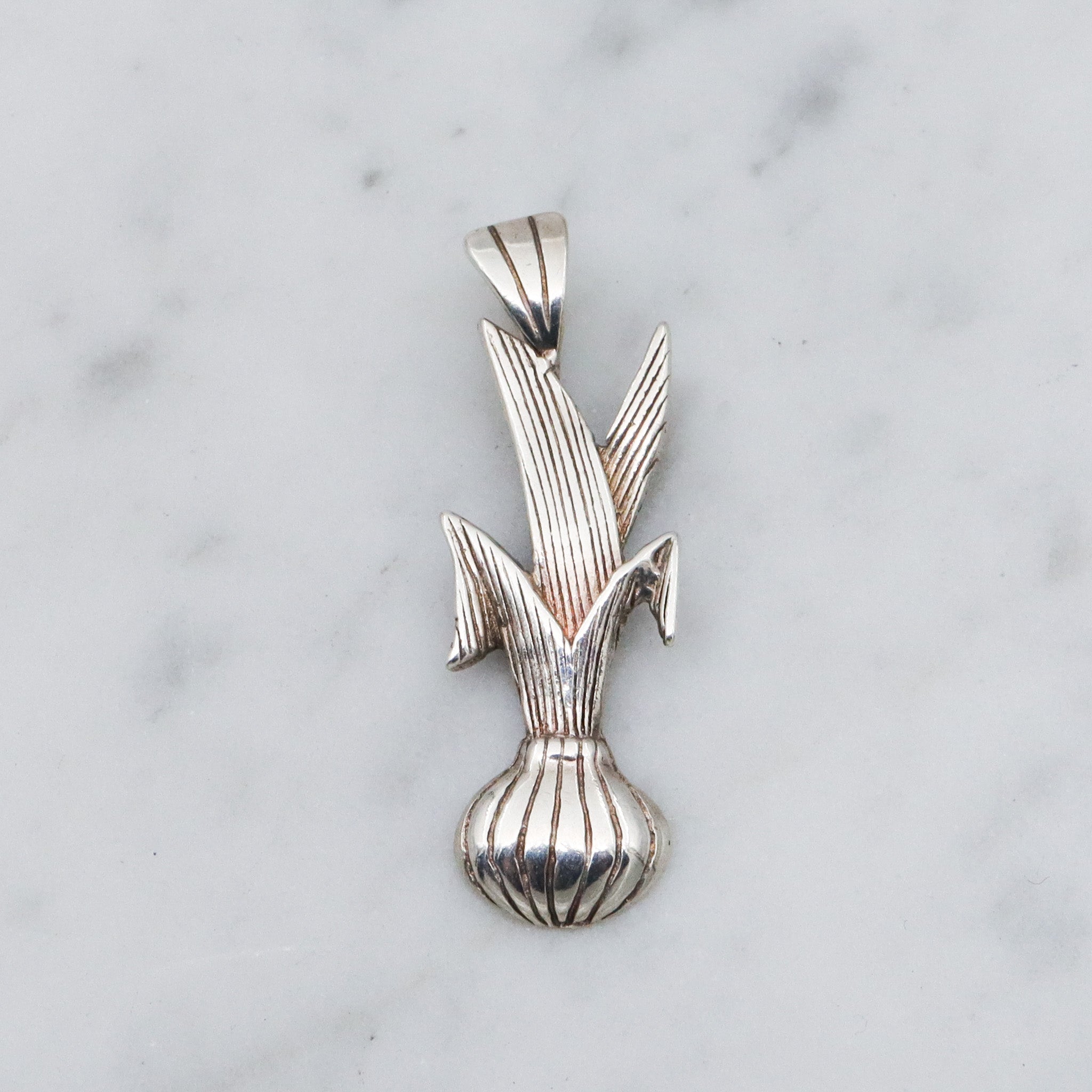 Vintage sterling silver onion plant pendant